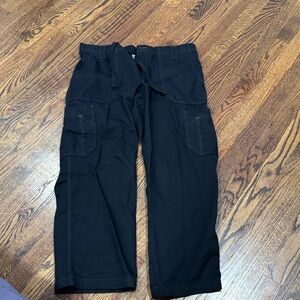 Carhartt Scrubs Men's Classic Fit Ripstop Boot Cut 8-Pocket Cargo Pant like new